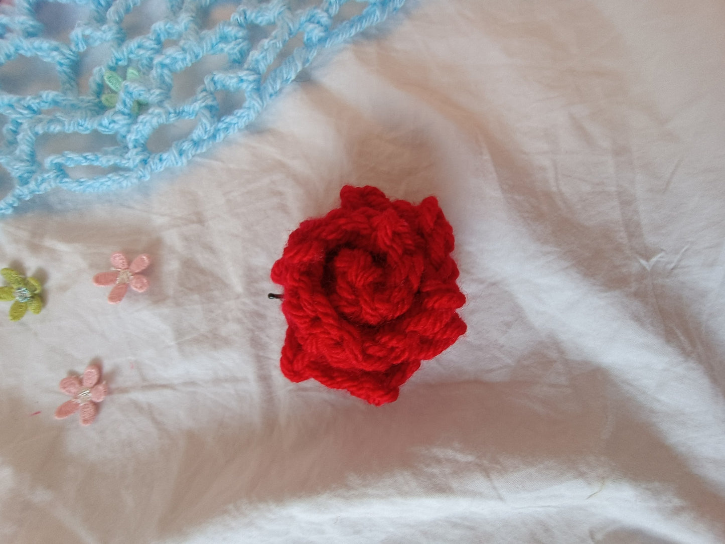 Handmade Crimson Rose Crochet Hair Pin 🌹