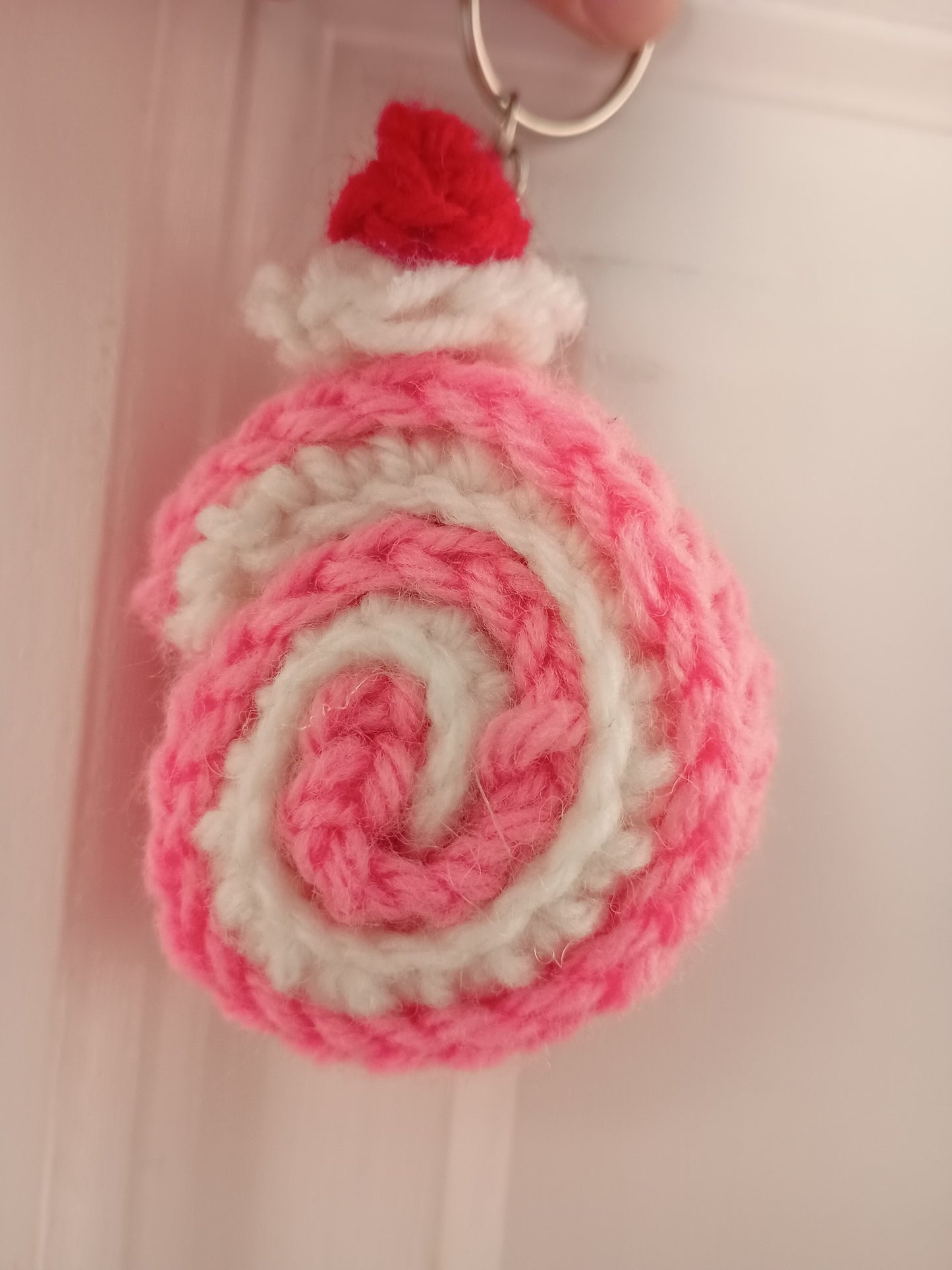 Strawberry  mini Swirl Cake Roll cake  Crochet Keychain 🍓🍰